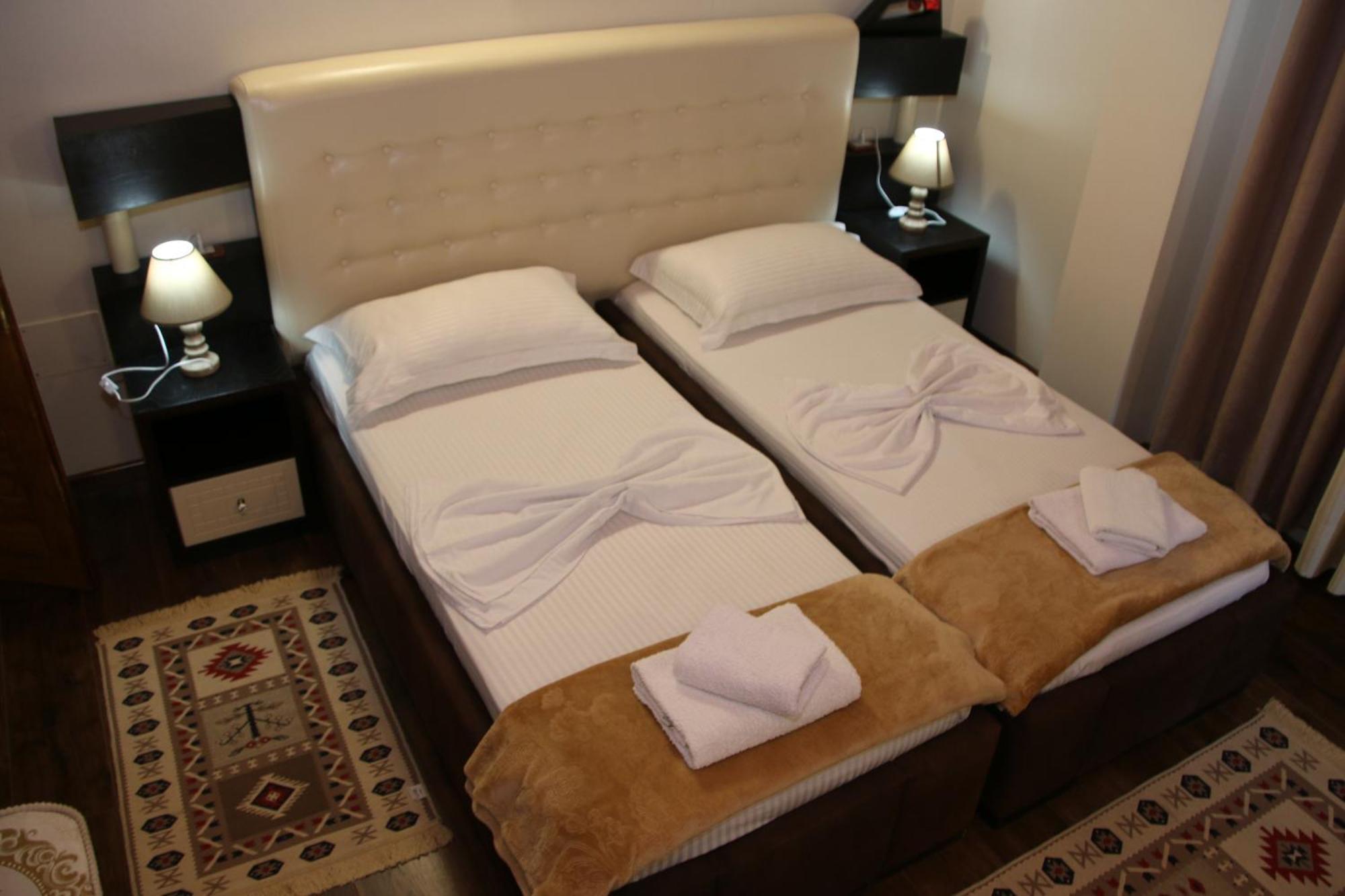 Bed and Breakfast 2 Kitarat Bb Вльора Екстер'єр фото